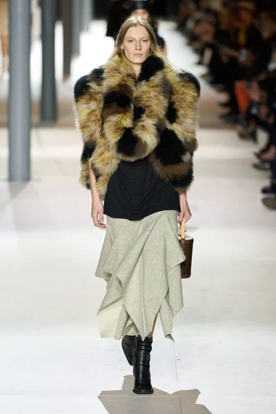 Look 42